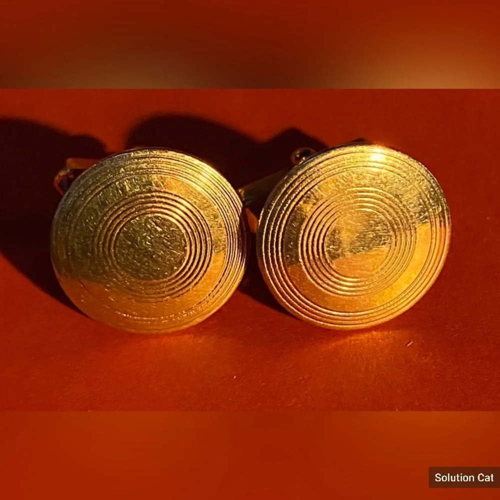 Men’s Gold Tone Round Etched Art Deco MCM Cuff Links